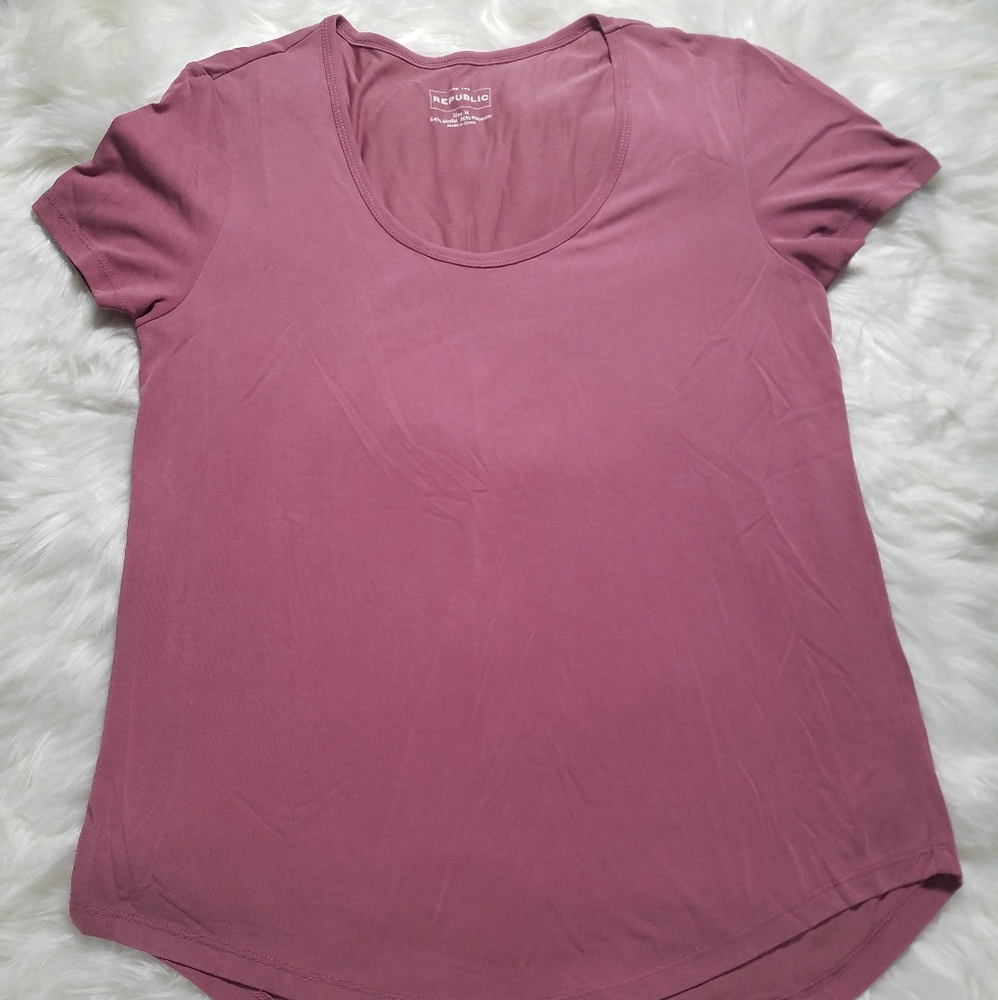 For the Republic Dusty Rose Tee M